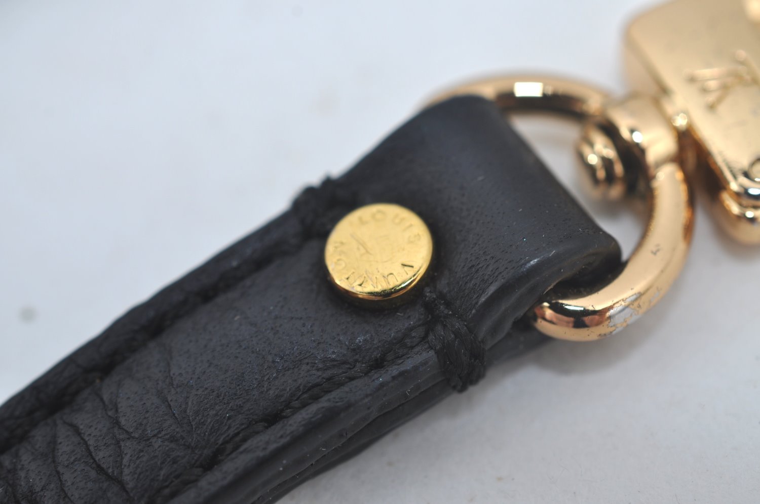 Authentic Louis Vuitton Leather Shoulder Strap Black 36.2-44.9