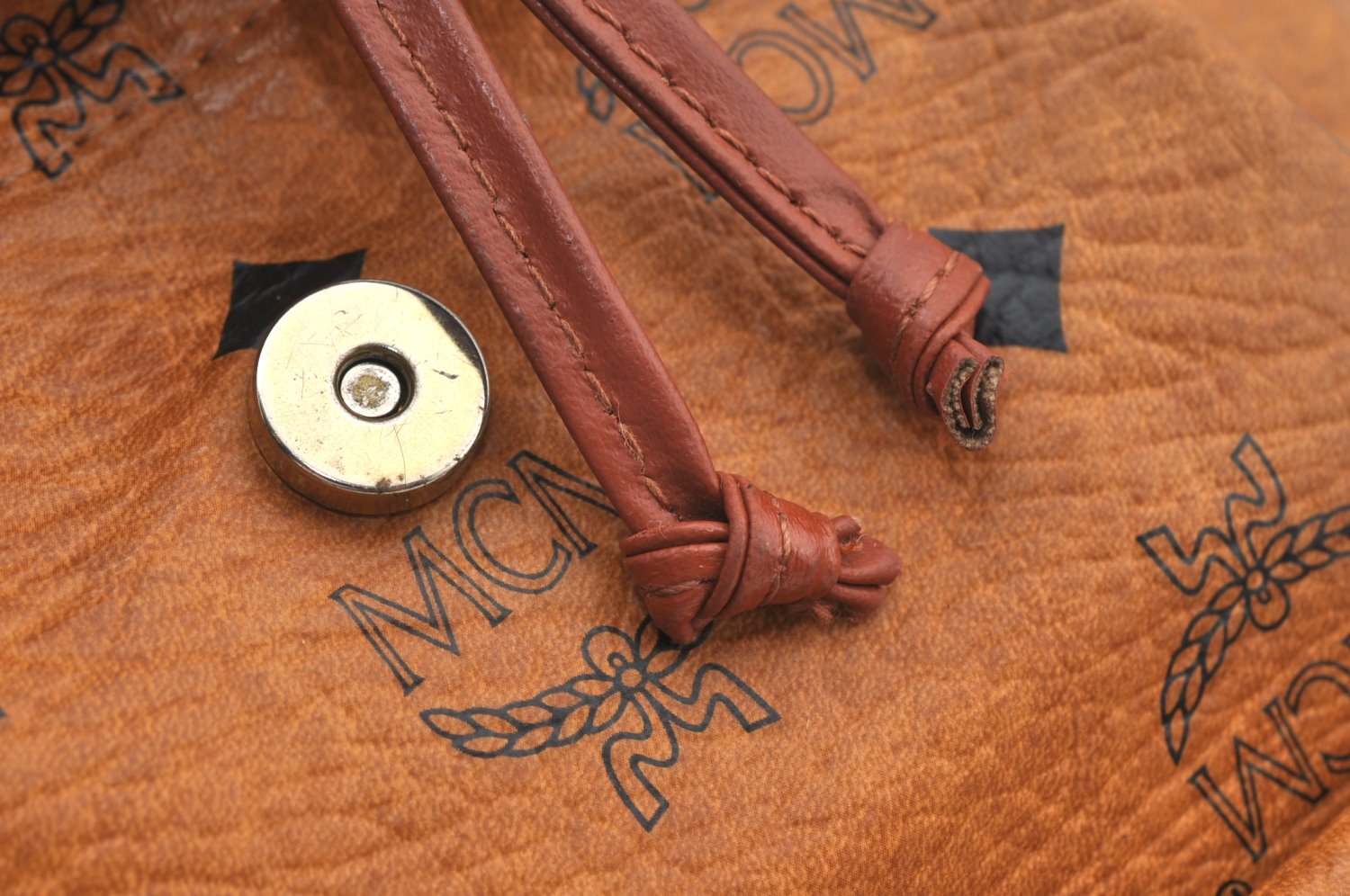 Authentic MCM Visetos Leather Vintage Drawstring Backpack Purse Brown 1673I