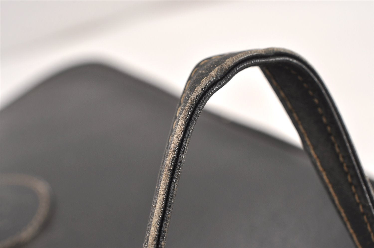 Authentic GUCCI Vintage Clutch Hand Bag Purse Leather Black Junk 1674K
