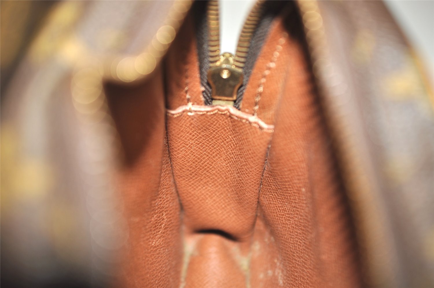 Authentic Louis Vuitton Monogram Amazone Shoulder Cross Bag M45236 LV Junk 1680I