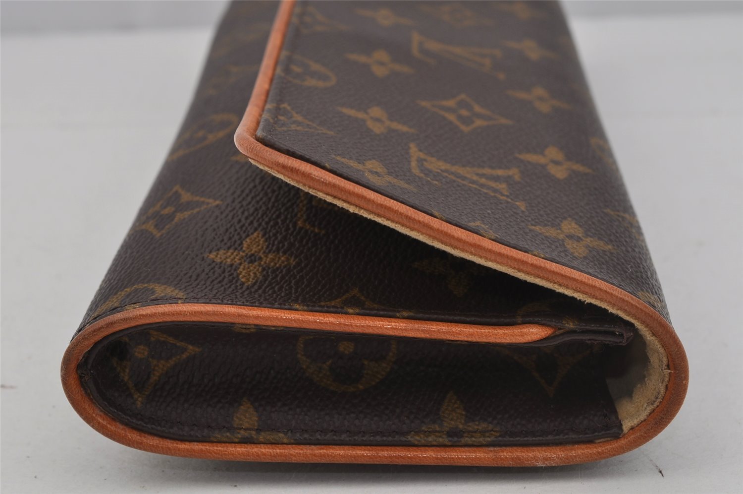 Authentic Louis Vuitton Monogram Pochette Twin GM Shoulder Bag M51852 LV 1681J