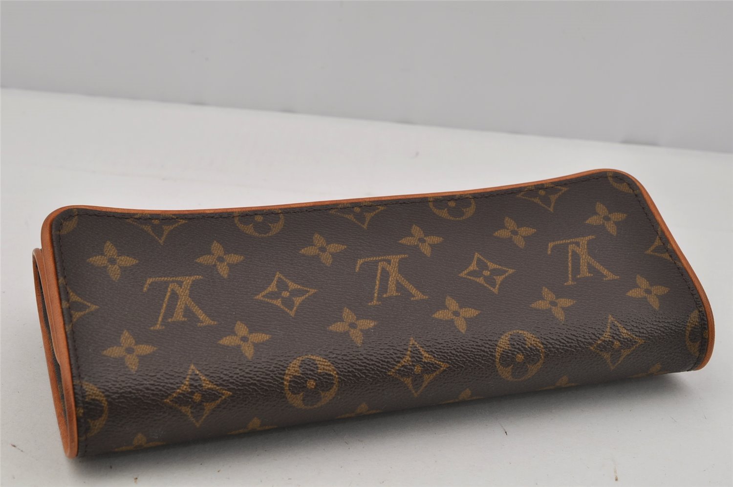 Authentic Louis Vuitton Monogram Pochette Twin GM Shoulder Bag M51852 LV 1681J