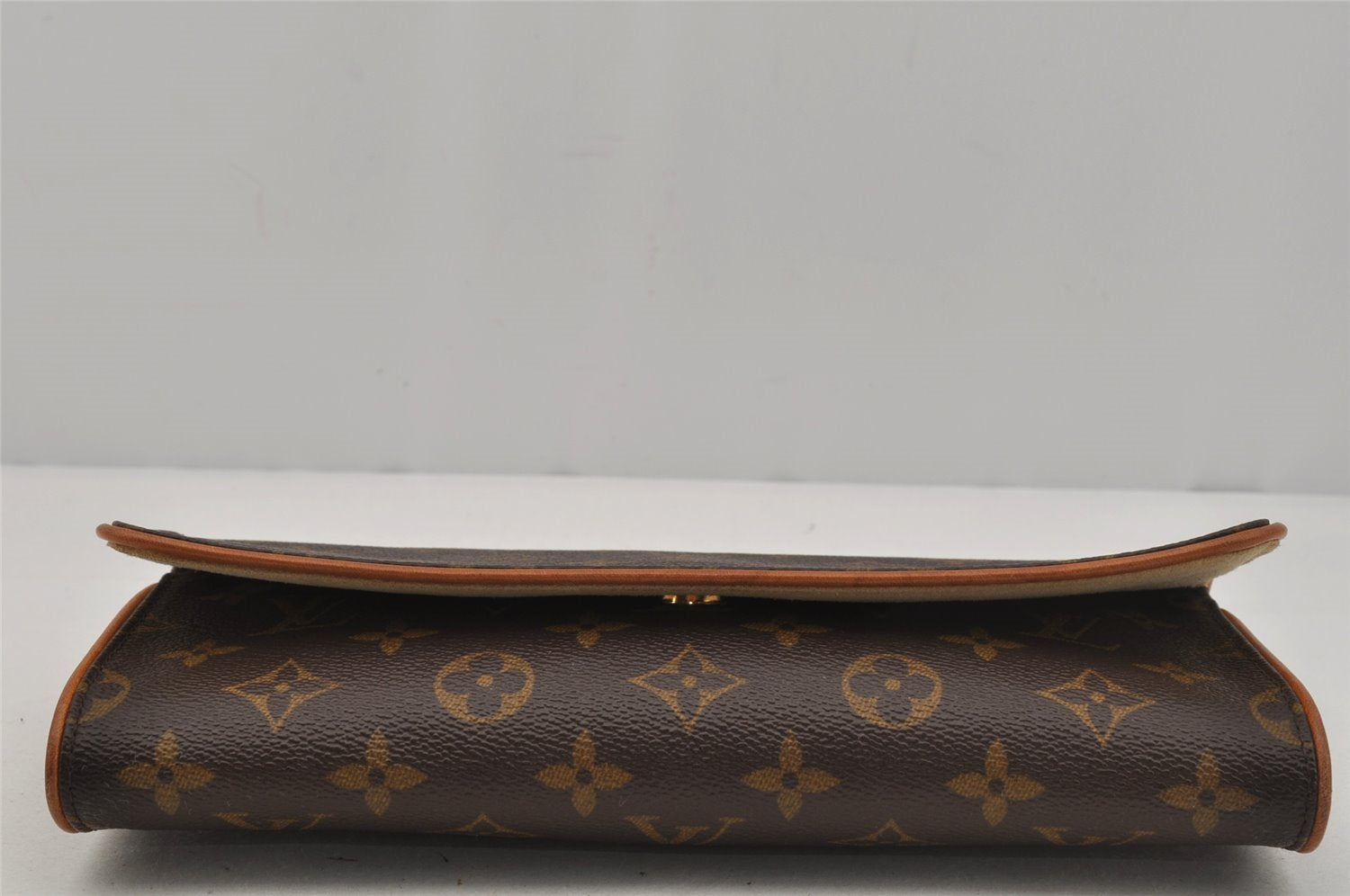 Authentic Louis Vuitton Monogram Pochette Twin GM Shoulder Bag M51852 LV 1681J