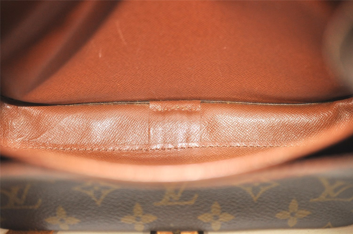 Authentic Louis Vuitton Monogram Cartouchiere MM M51253 Shoulder Cross Bag 1683I