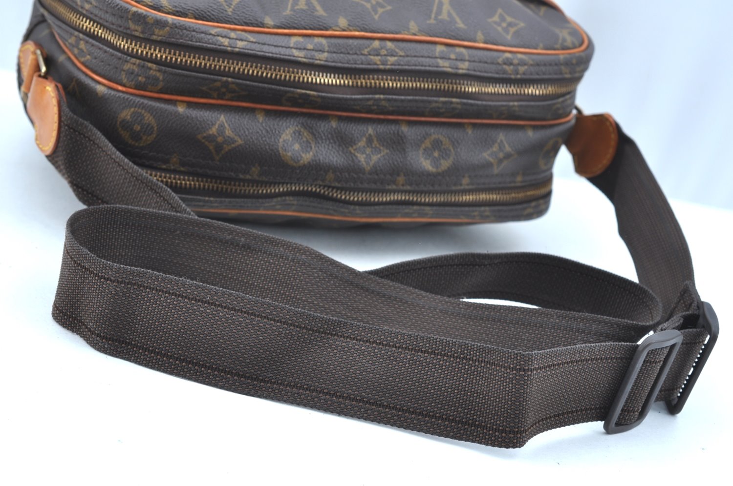 Authentic Louis Vuitton Monogram Reporter PM Shoulder Cross Bag M45254 LV 1684J