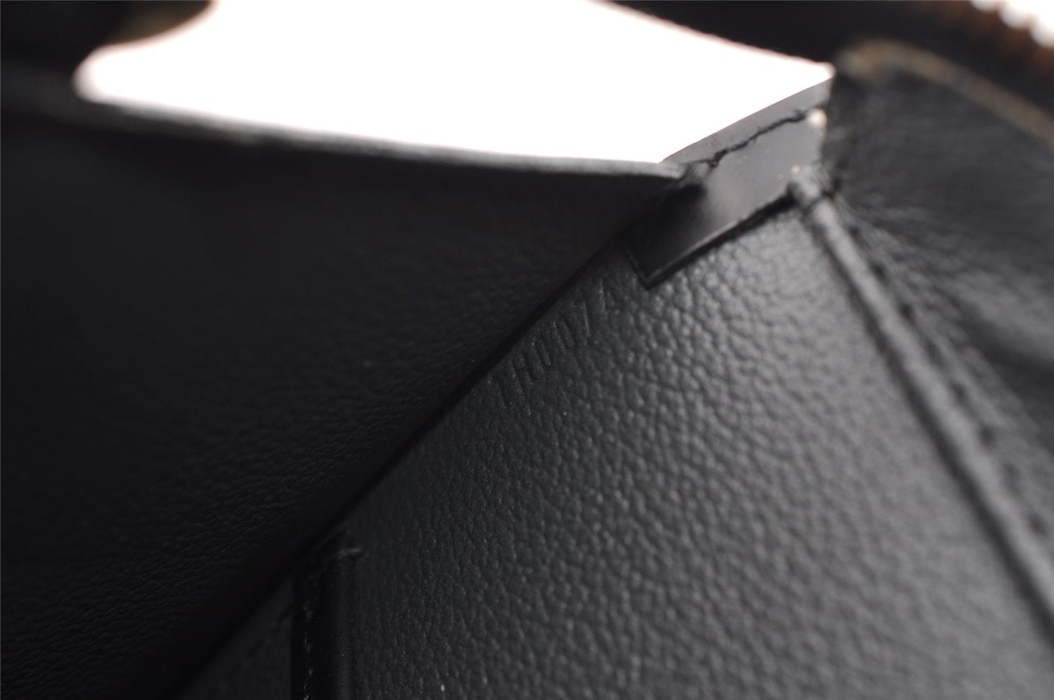 Authentic Louis Vuitton Epi Riviera Hand Bag Black M48182 LV 1685I