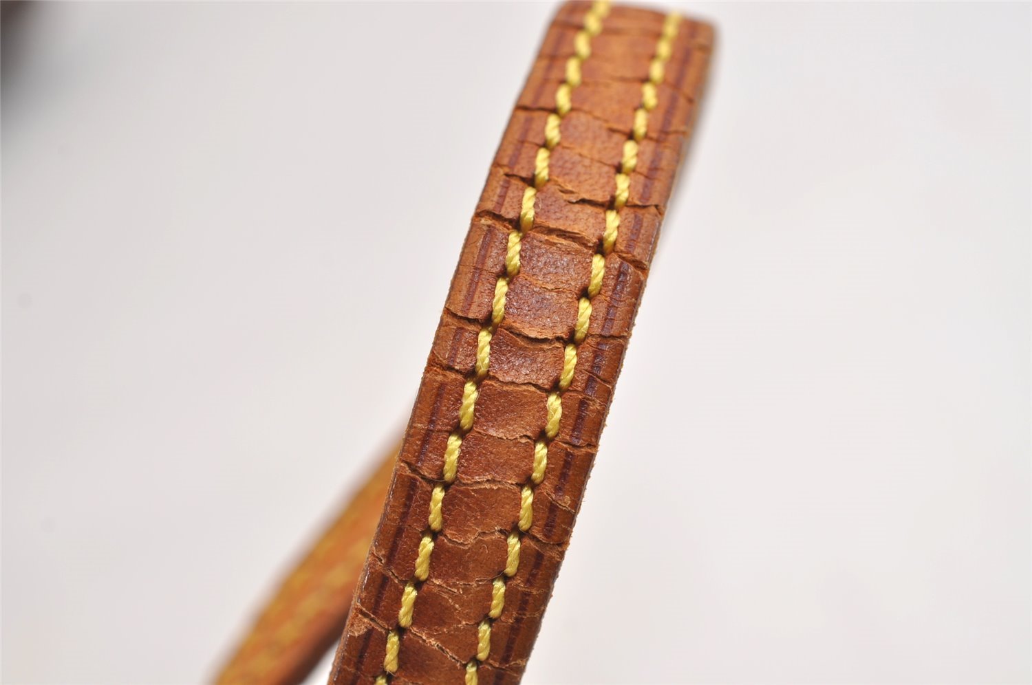 Authentic Louis Vuitton Monogram Pochette Accessoires Shoulder Cross Pouch 1688J