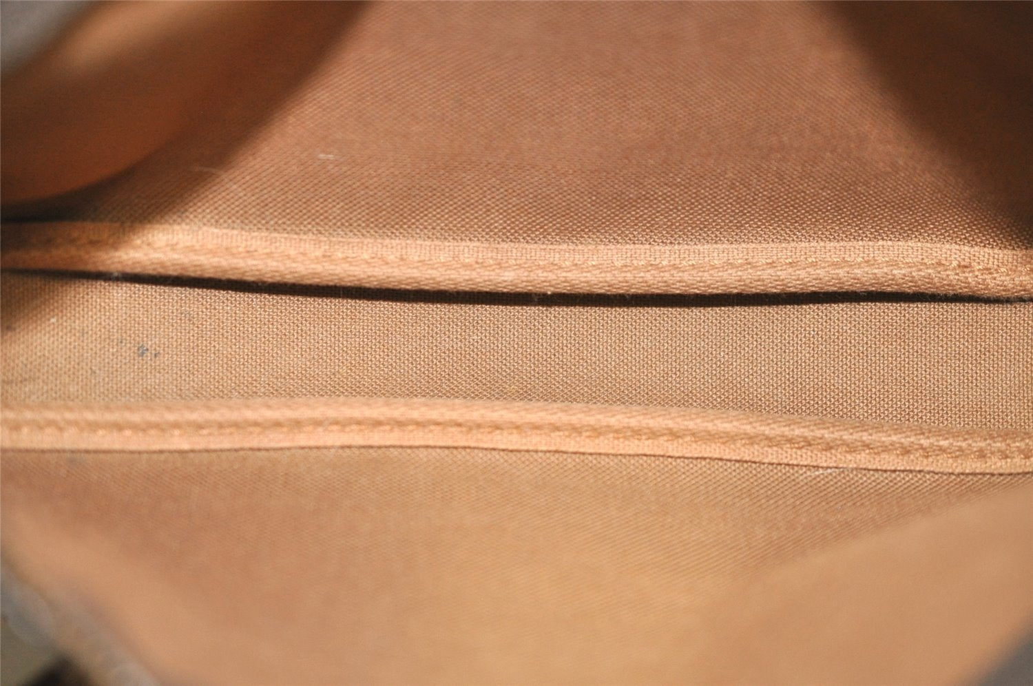 Authentic Louis Vuitton Monogram Pochette Accessoires Shoulder Cross Pouch 1688J