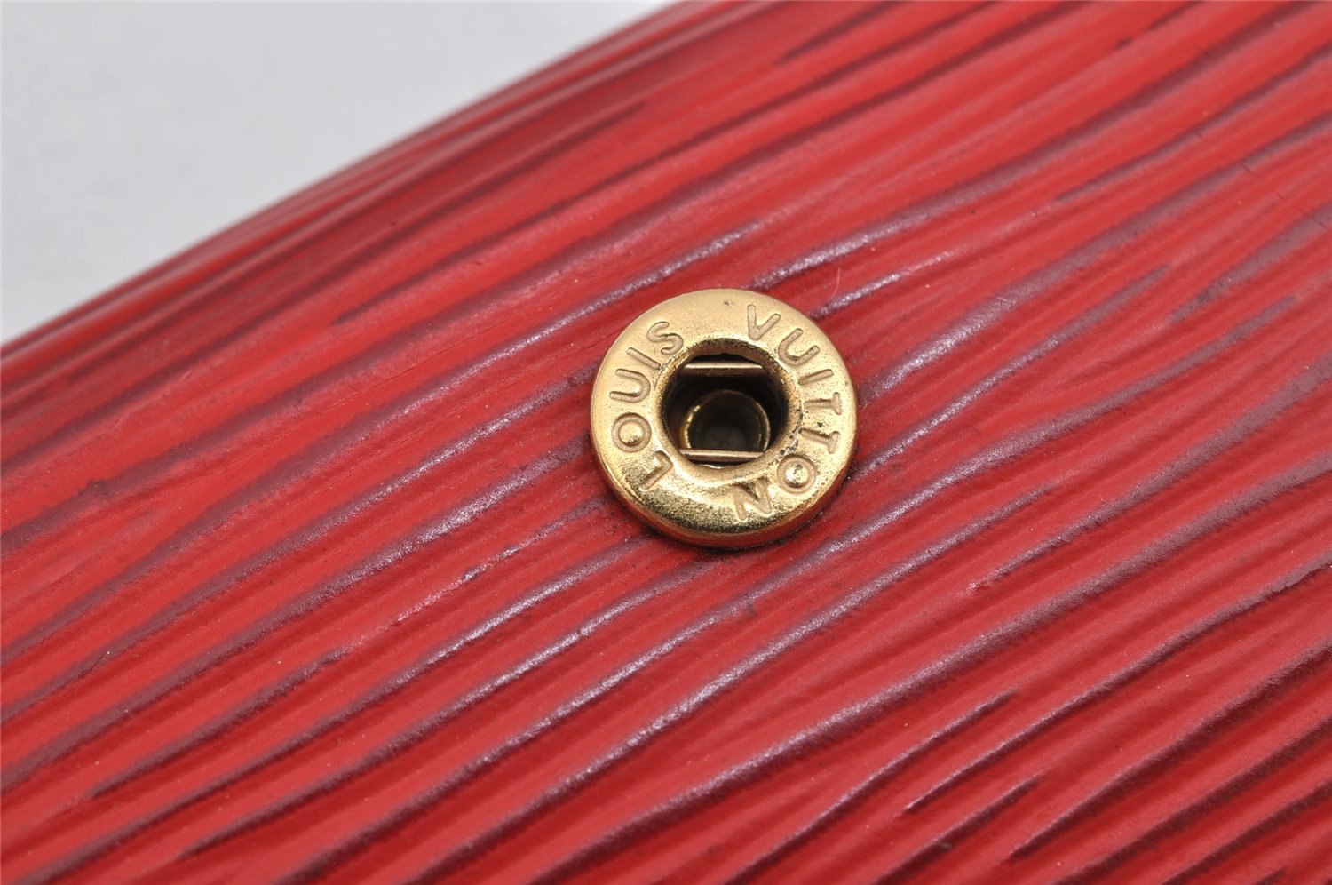 Authentic Louis Vuitton Epi Multicles 4 Key Case Red M63827 LV 1690K