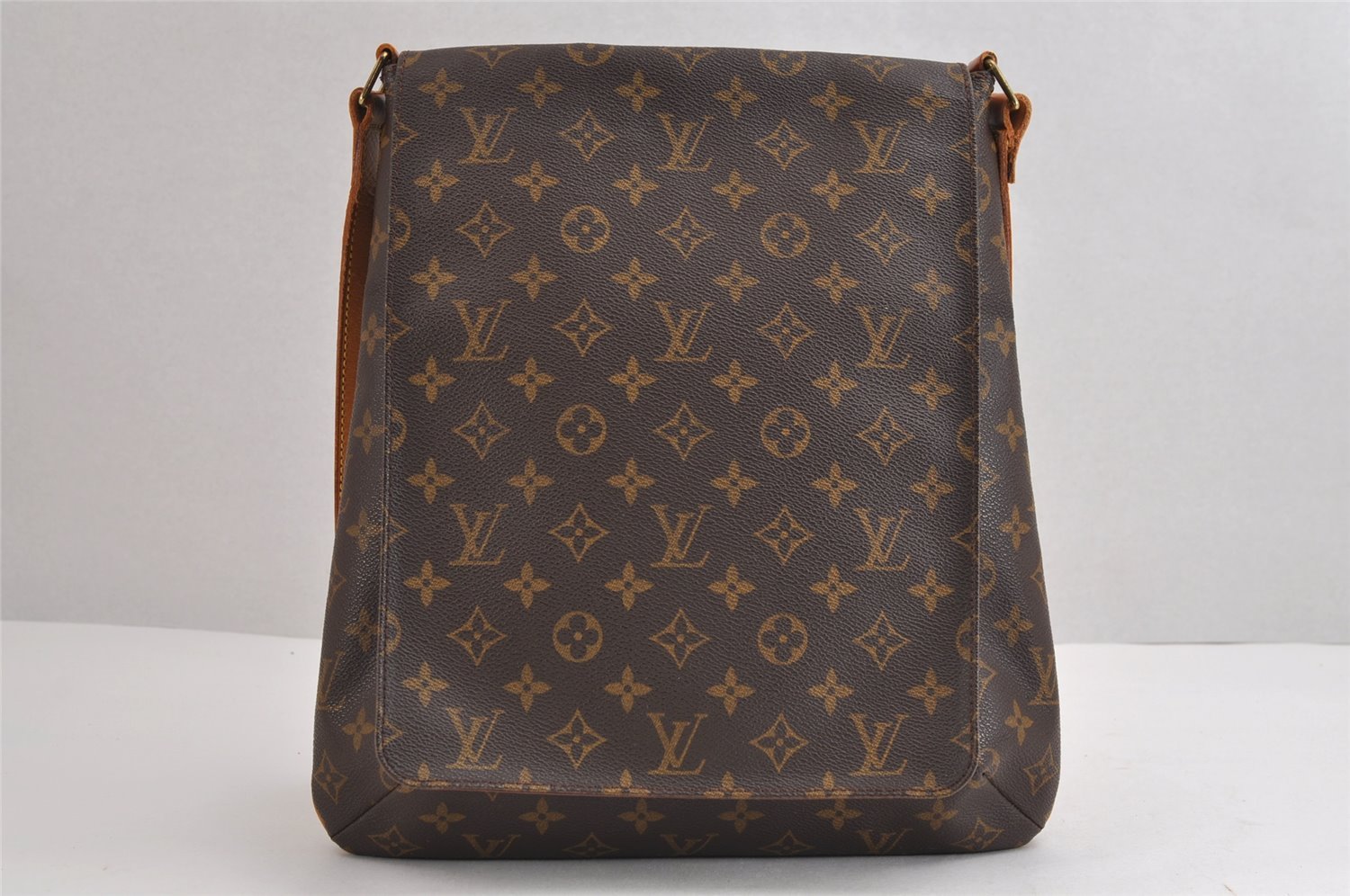 Authentic Louis Vuitton Monogram Musette Shoulder Cross Body Bag M51256 LV 1692J