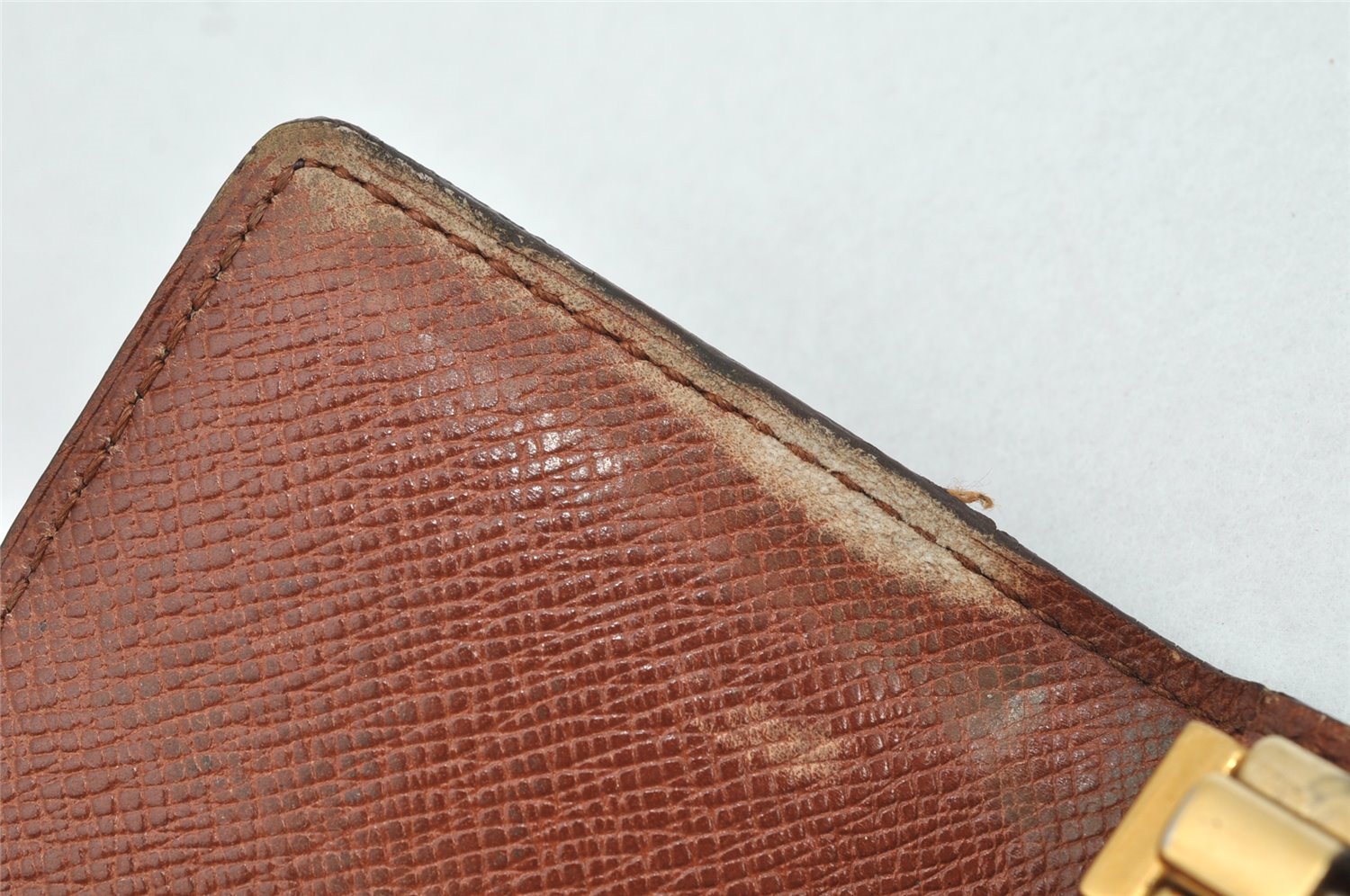 Authentic Louis Vuitton Monogram Multicles 6 Six Hooks Key Case M62630 LV 1692K