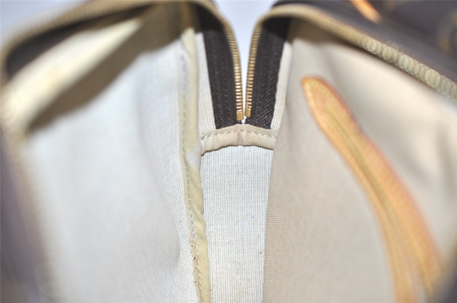 Authentic Louis Vuitton Monogram Reporter PM Shoulder Cross Bag M45254 LV 1694I