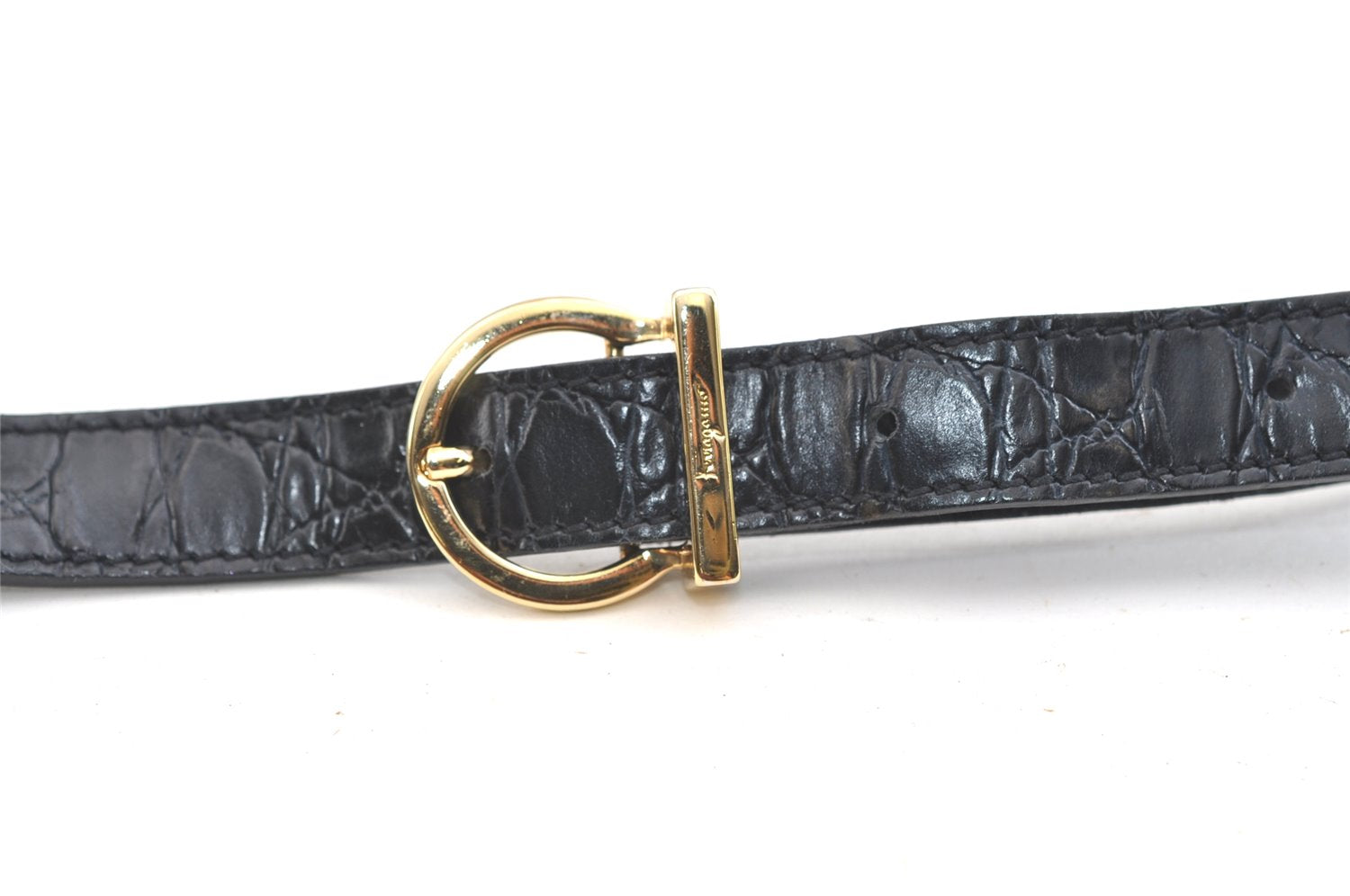 Authentic Salvatore Ferragamo Vara Shoulder Cross Bag Leather Navy Blue SF 1699K