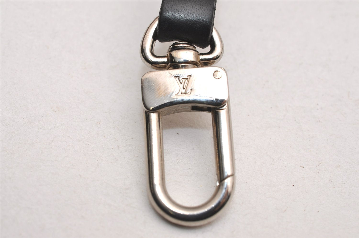 Authentic Louis Vuitton Leather Strap Black 15