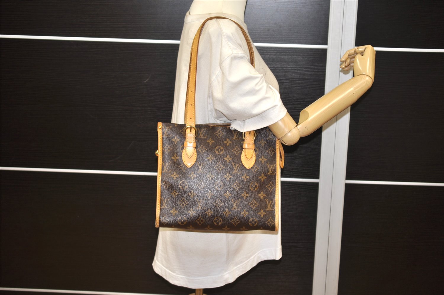 Authentic Louis Vuitton Monogram Popincourt Haut Shoulder Bag M40007 LV 1704K