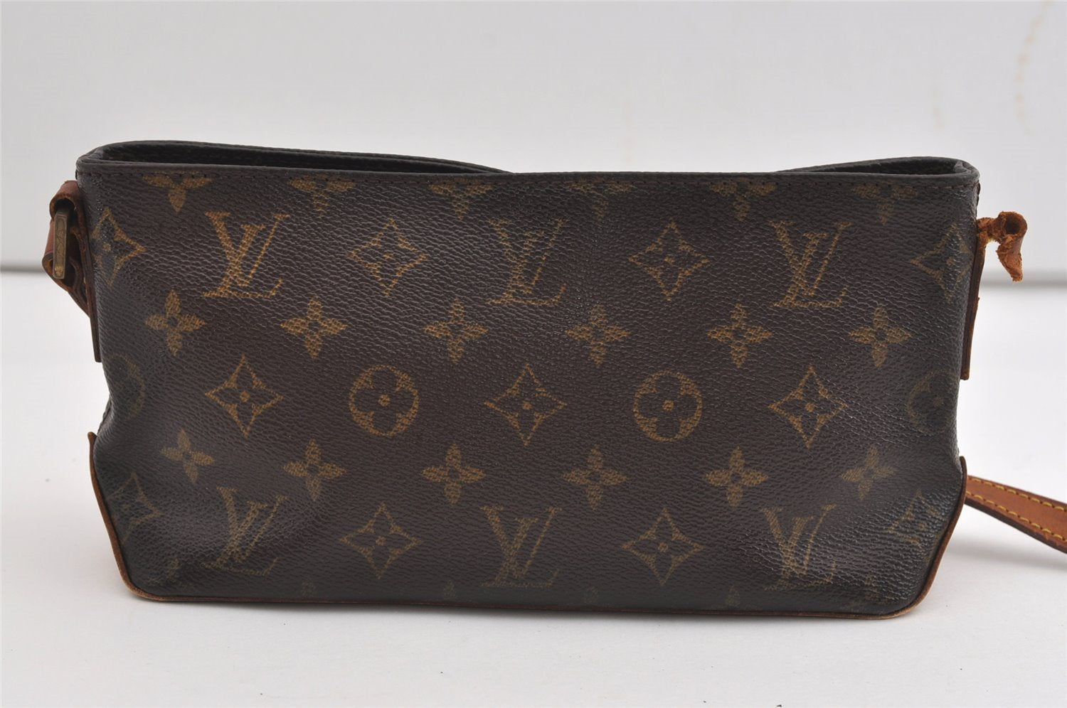 Authentic Louis Vuitton Monogram Trotteur Shoulder Cross Bag M51240 Junk 1711J