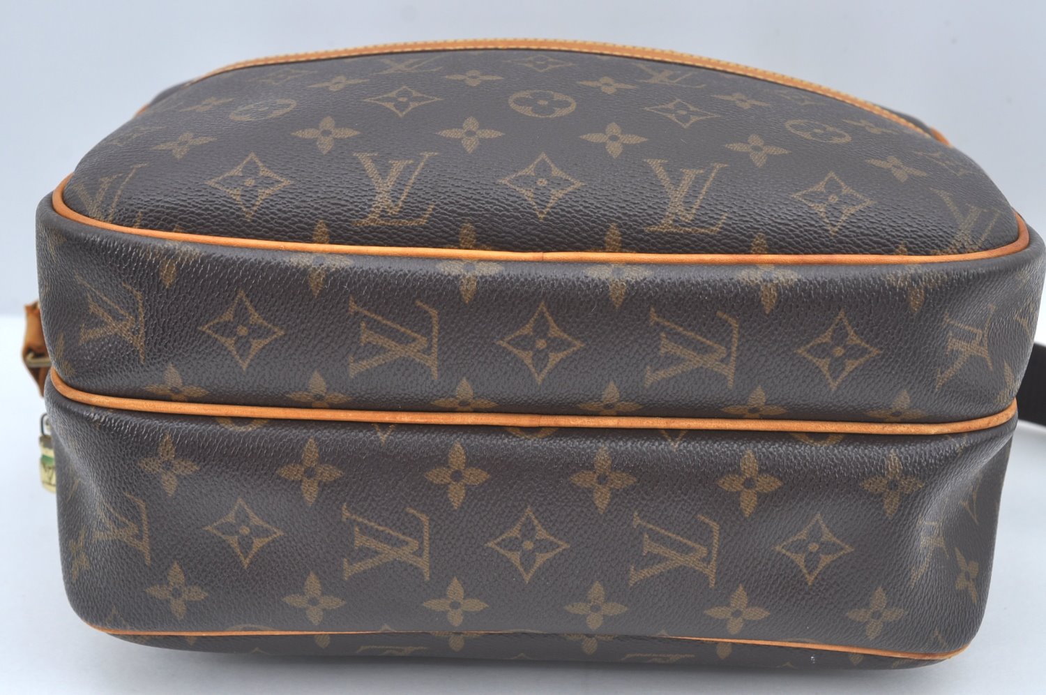 Auth Louis Vuitton Monogram Reporter PM Shoulder Cross Bag M45254 LV Junk 1712J