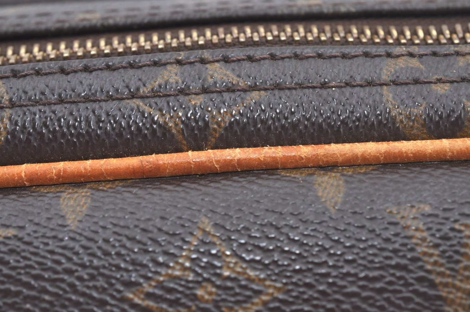 Auth Louis Vuitton Monogram Reporter PM Shoulder Cross Bag M45254 LV Junk 1712J