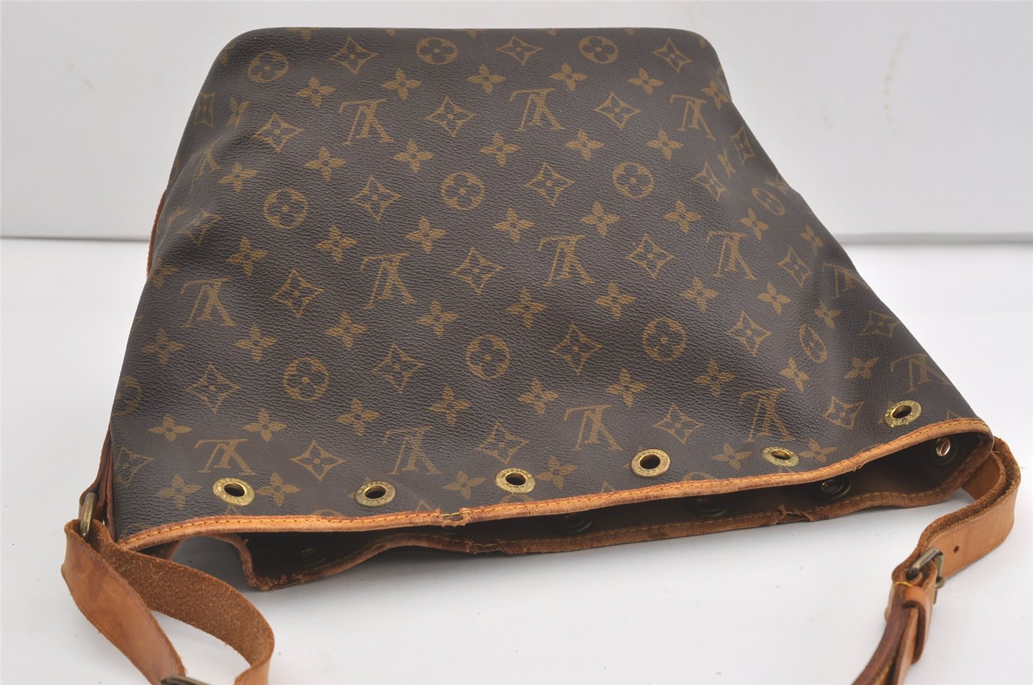 Auth Louis Vuitton Monogram Petit Noe M42226 Shoulder Drawstring Bag Junk 1714J