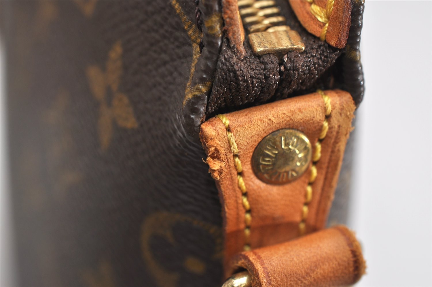 Authentic Louis Vuitton Monogram Drouot Shoulder Cross Body Bag M51290 LV 1717K