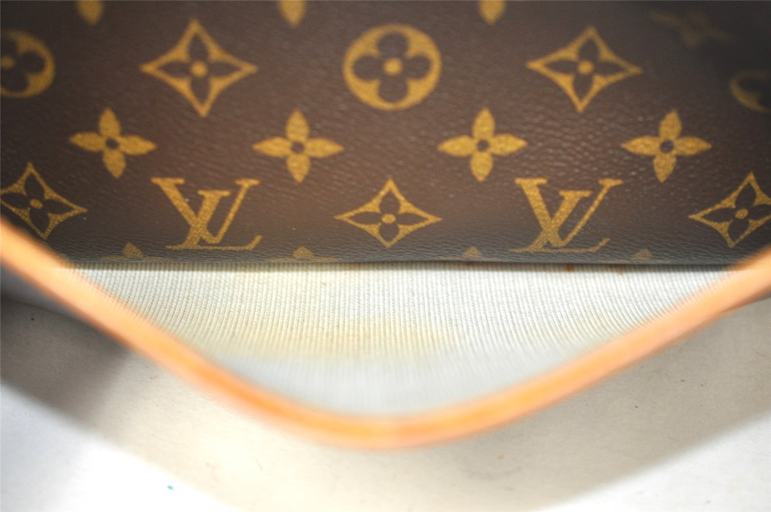 Authentic Louis Vuitton Monogram Trouville Hand Bag Purse M42228 LV 1718I