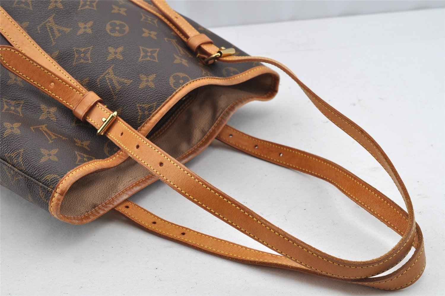Authentic Louis Vuitton Monogram Bucket GM Shoulder Tote Bag M42236 Junk 1720I