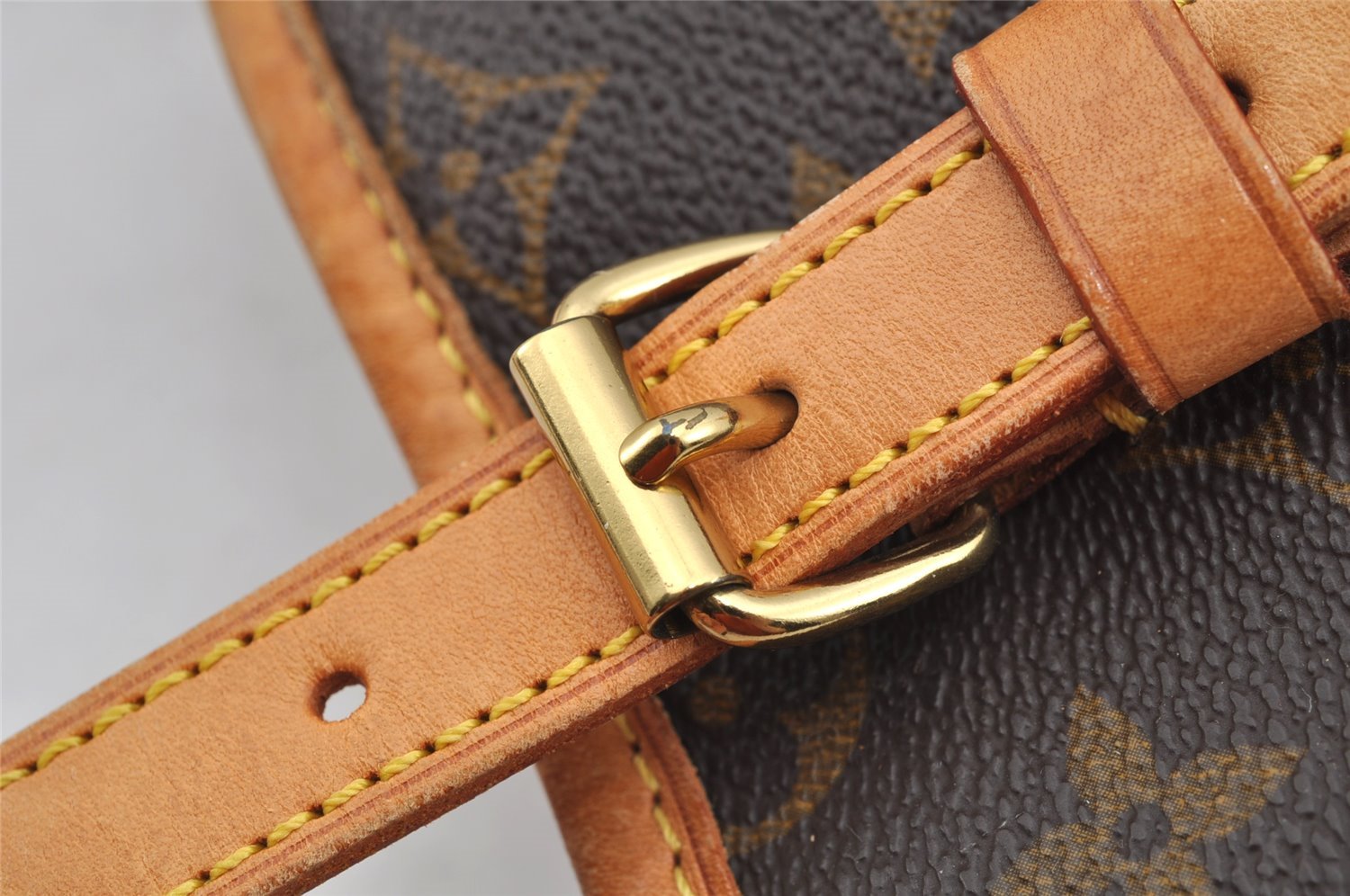 Authentic Louis Vuitton Monogram Bucket GM Shoulder Tote Bag M42236 Junk 1720I