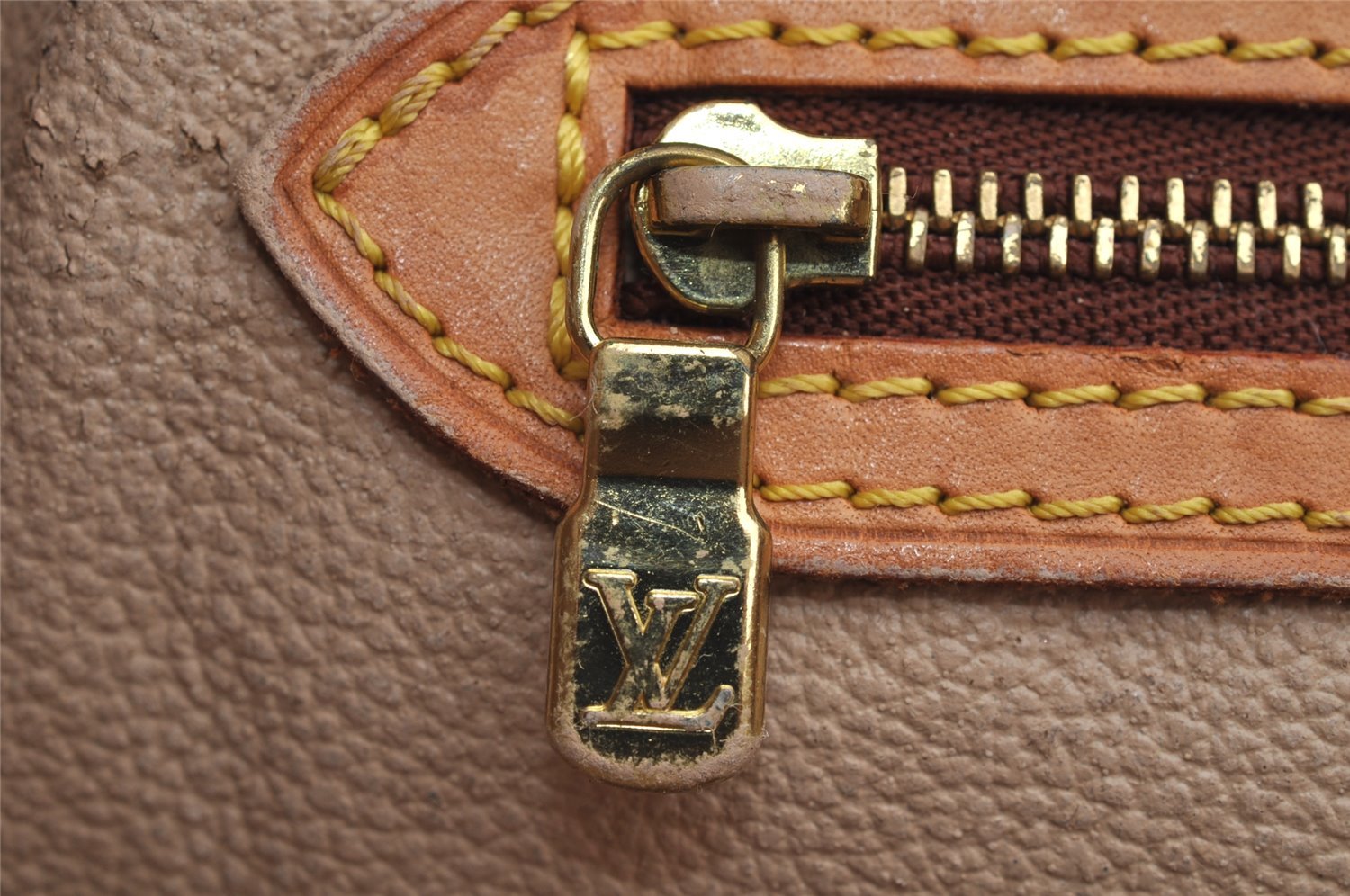 Authentic Louis Vuitton Monogram Bucket GM Shoulder Tote Bag M42236 Junk 1720I