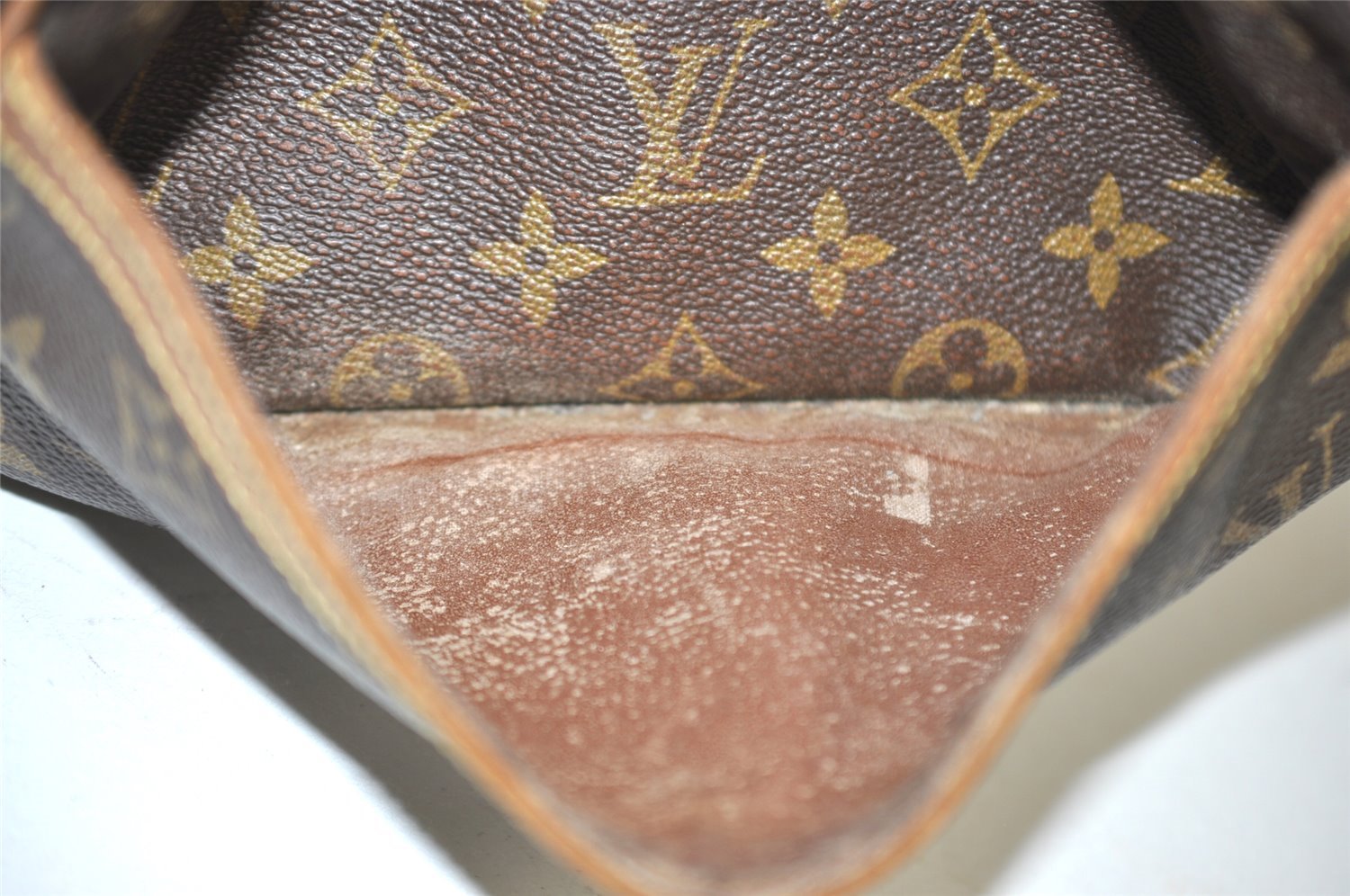 Authentic Louis Vuitton Monogram Compiegne 23 Clutch Hand Bag M51847 LV 1722I