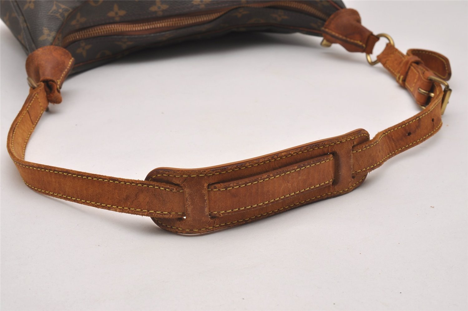 Authentic Louis Vuitton Monogram Boulogne 30 Shoulder Bag M52165 Junk 1722J