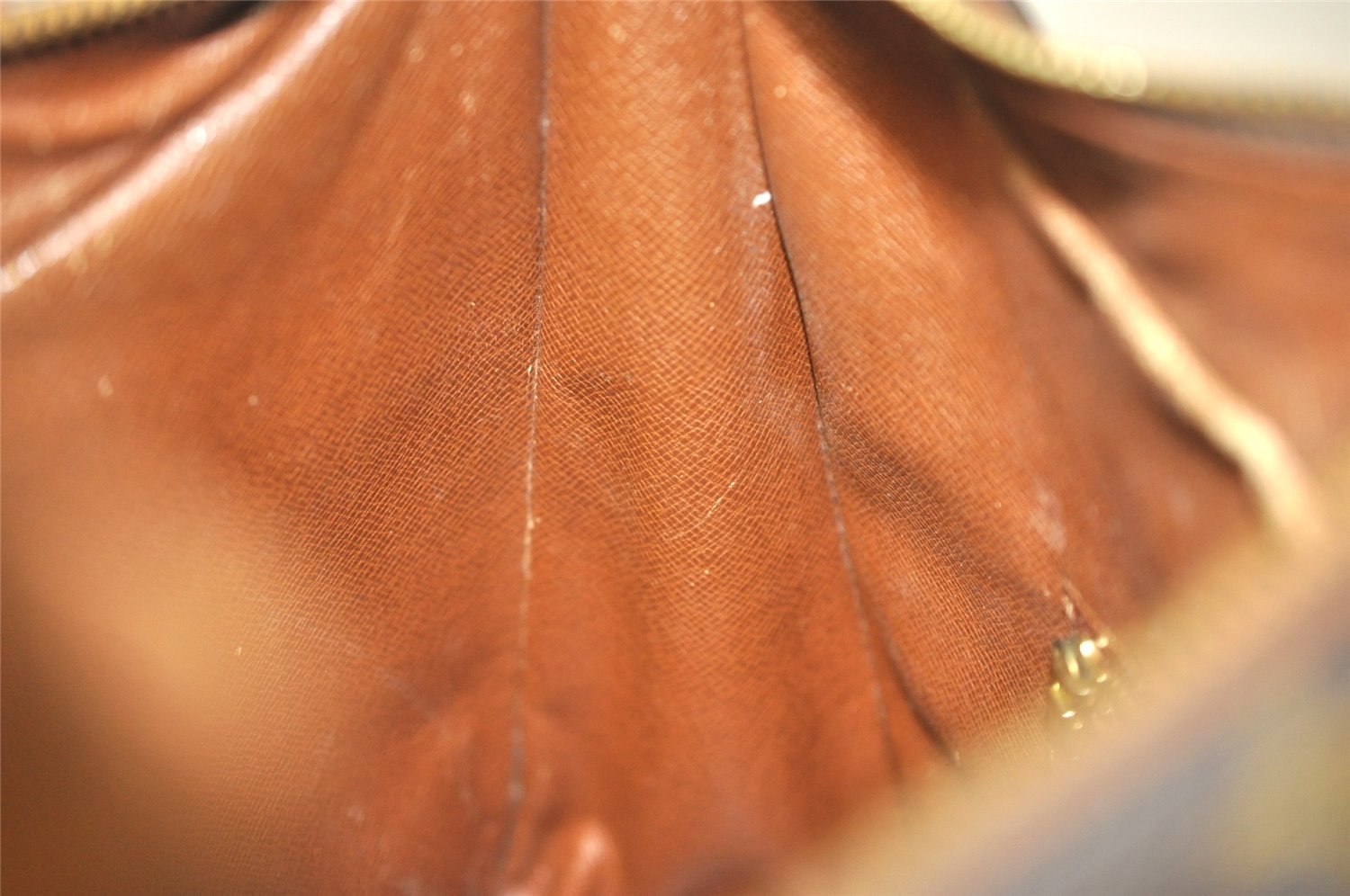 Authentic Louis Vuitton Monogram Boulogne 30 Shoulder Bag M52165 Junk 1722J