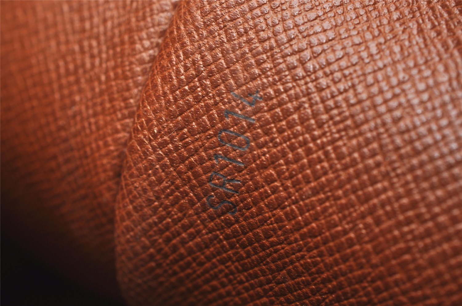 Authentic Louis Vuitton Monogram Boulogne 30 Shoulder Bag M52165 Junk 1722J