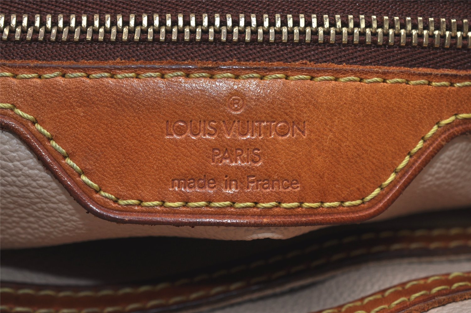 Authentic Louis Vuitton Monogram Bucket PM Shoulder Tote Bag M42238 LV 1724I