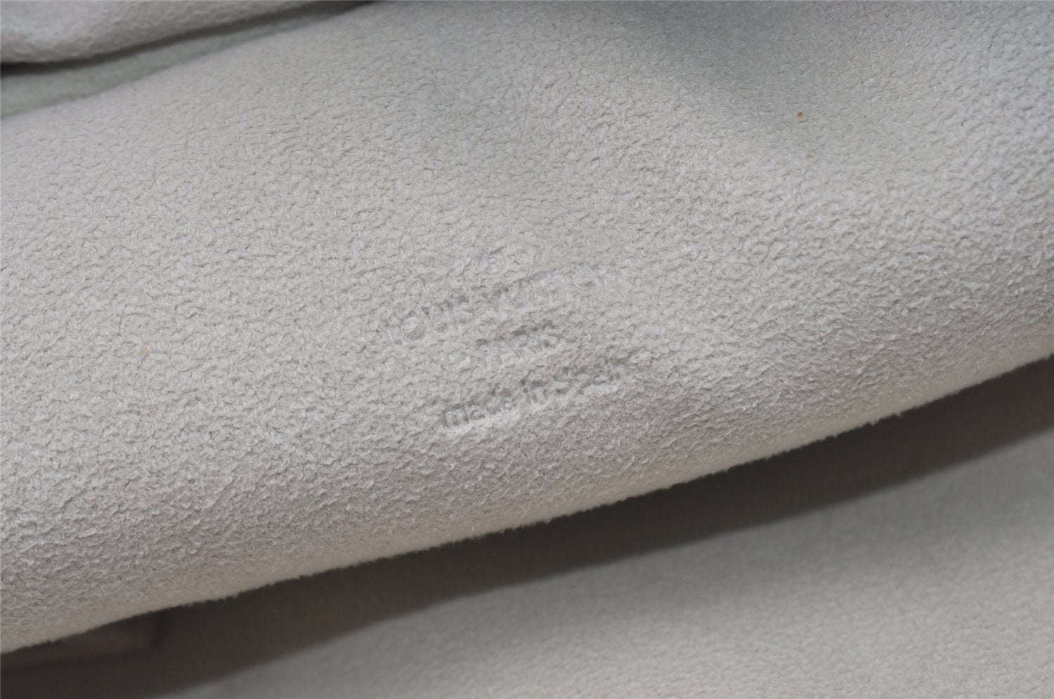 Authentic Louis Vuitton Monogram Defile Clarkson Shoulder Bag M92358 Gray 1724J