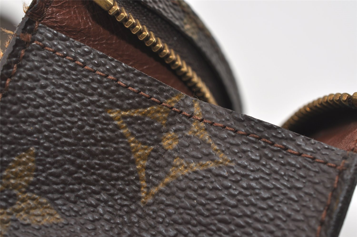 Auth Louis Vuitton Monogram Poche Toilette 26 Cosmetics Pouch Old Model LV 1728I