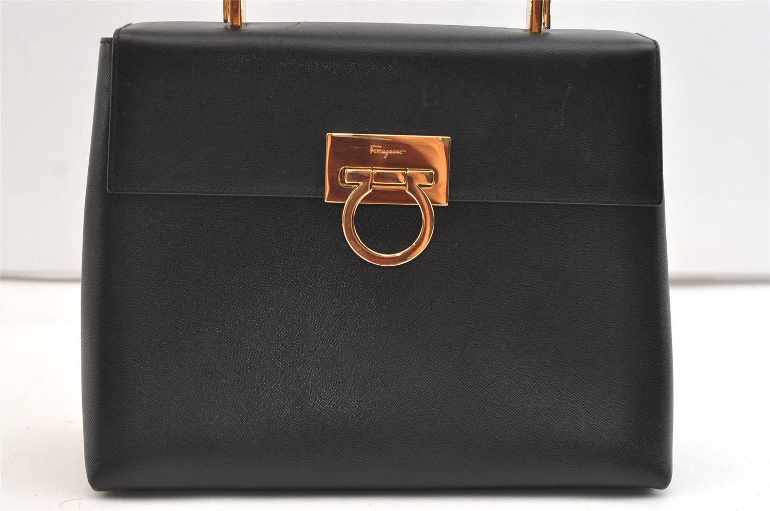 Authentic Salvatore Ferragamo Gancini Leather 2Way Shoulder Hand Bag Black 1728K