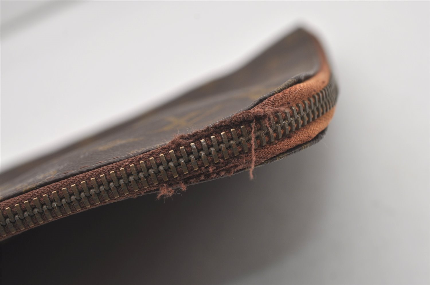 Authentic Louis Vuitton Monogram Poche Documents Document Case Old Model 1736J