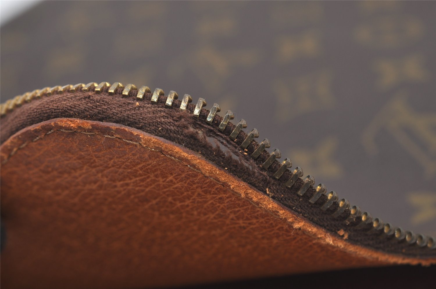 Authentic Louis Vuitton Monogram Poche Documents Document Case Old Model 1736J