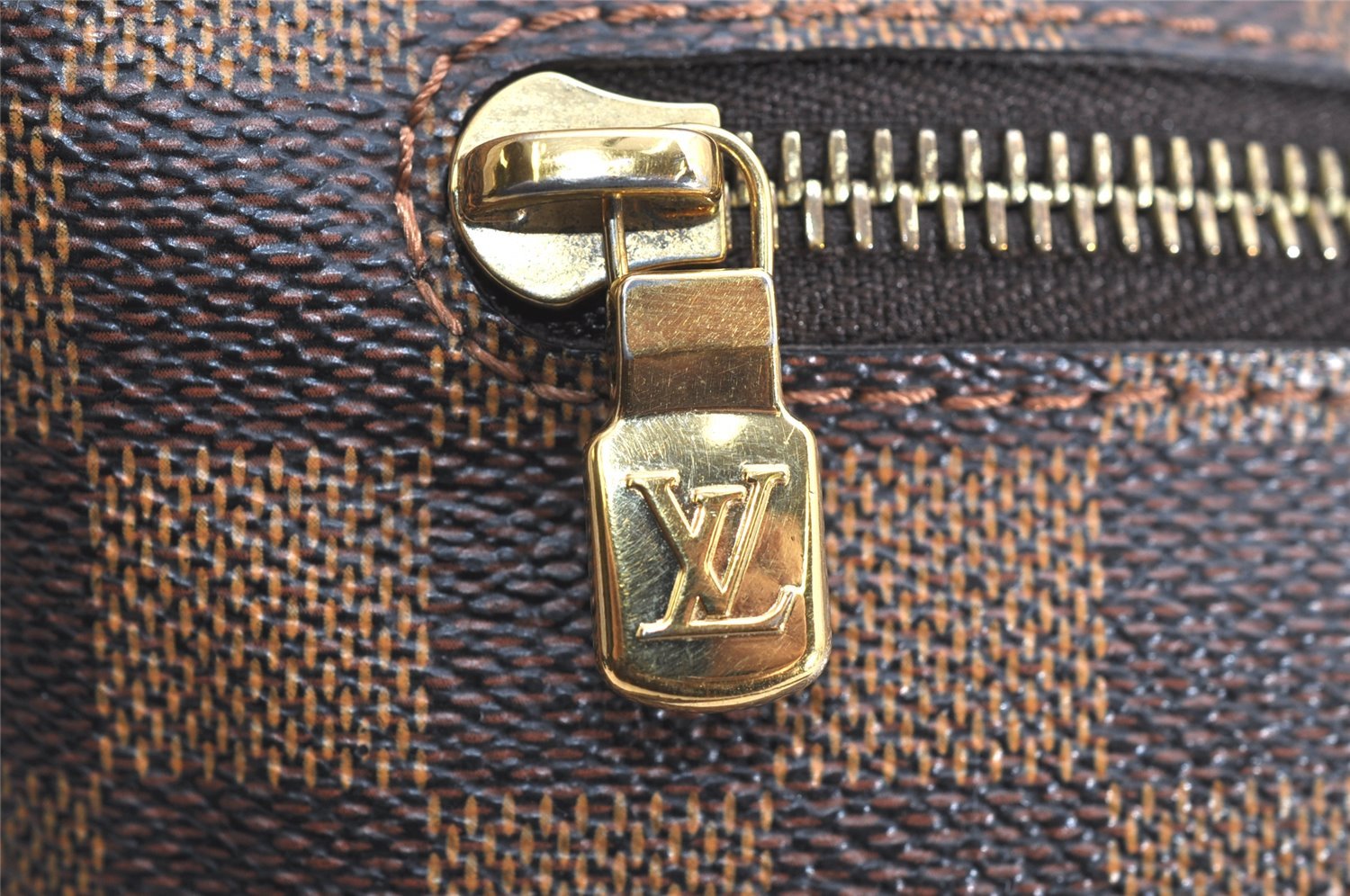 Authentic Louis Vuitton Damier Brooklyn MM Shoulder Cross Bag N51211 LV 1736K