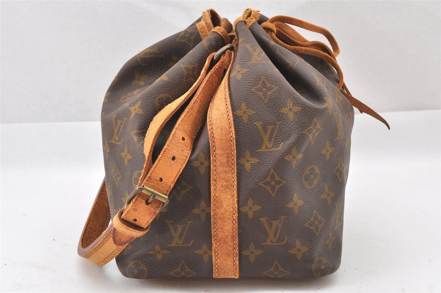 Authentic Louis Vuitton Monogram Petit Noe Drawstring Bag Old Model LV 1737J