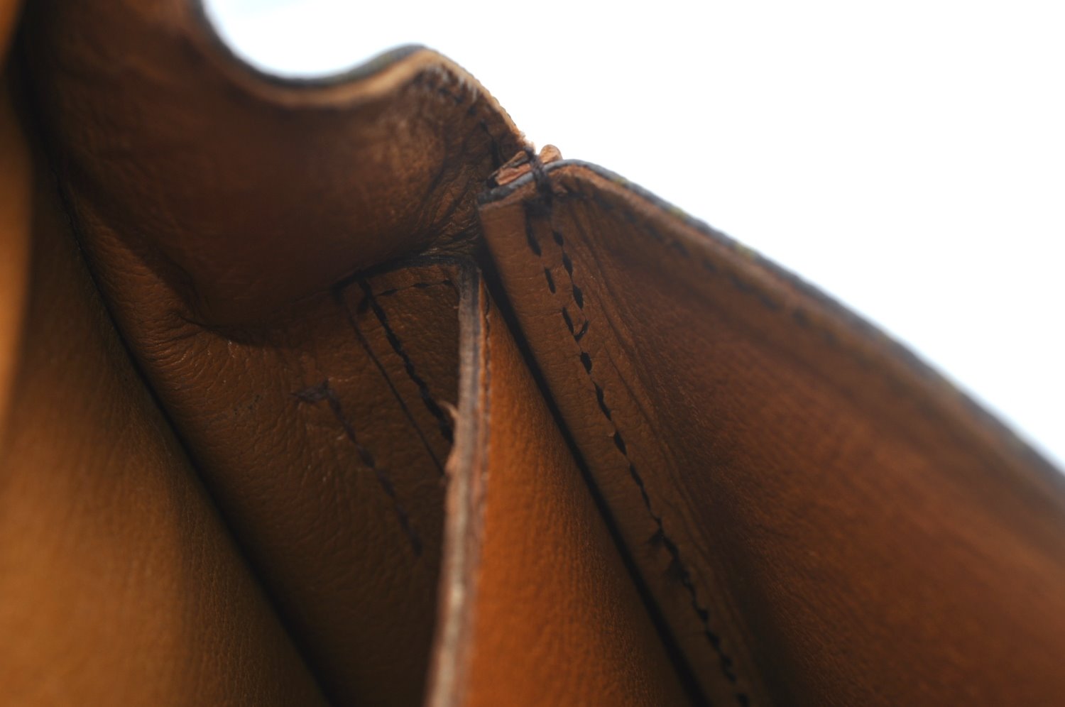 Authentic Louis Vuitton Monogram Cartouchiere MM Shoulder Bag Old Model 1739J