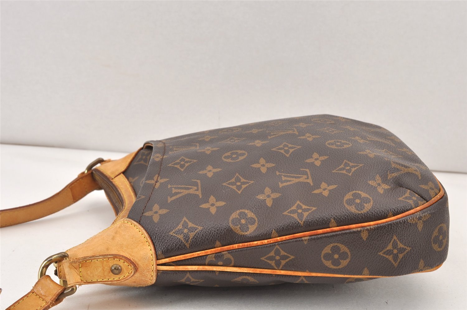 Authentic Louis Vuitton Monogram Odeon PM Shoulder Bag M56390 LV Junk 1739K