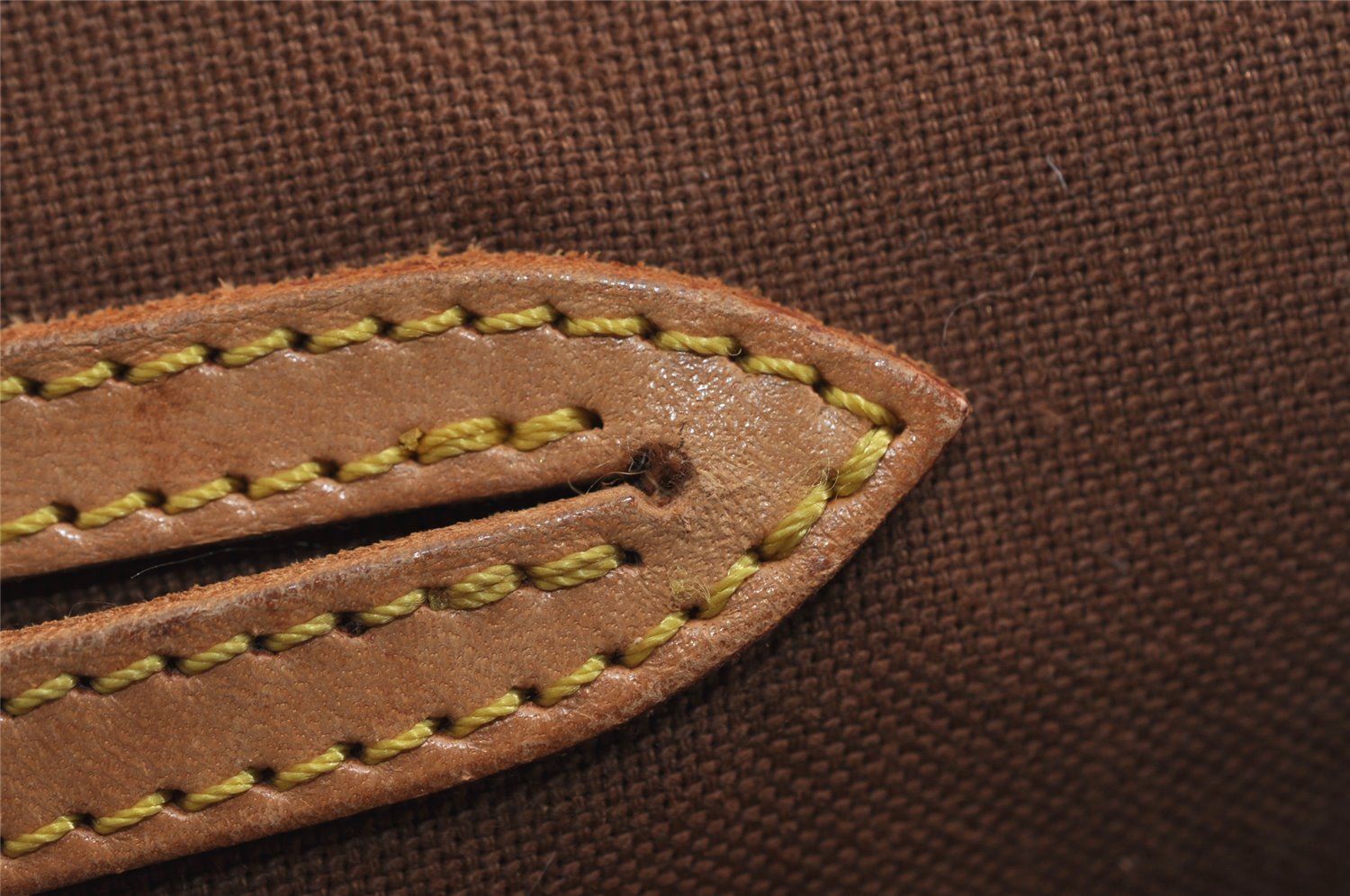 Authentic Louis Vuitton Monogram Alma Hand Bag Purse M51130 LV 1740I