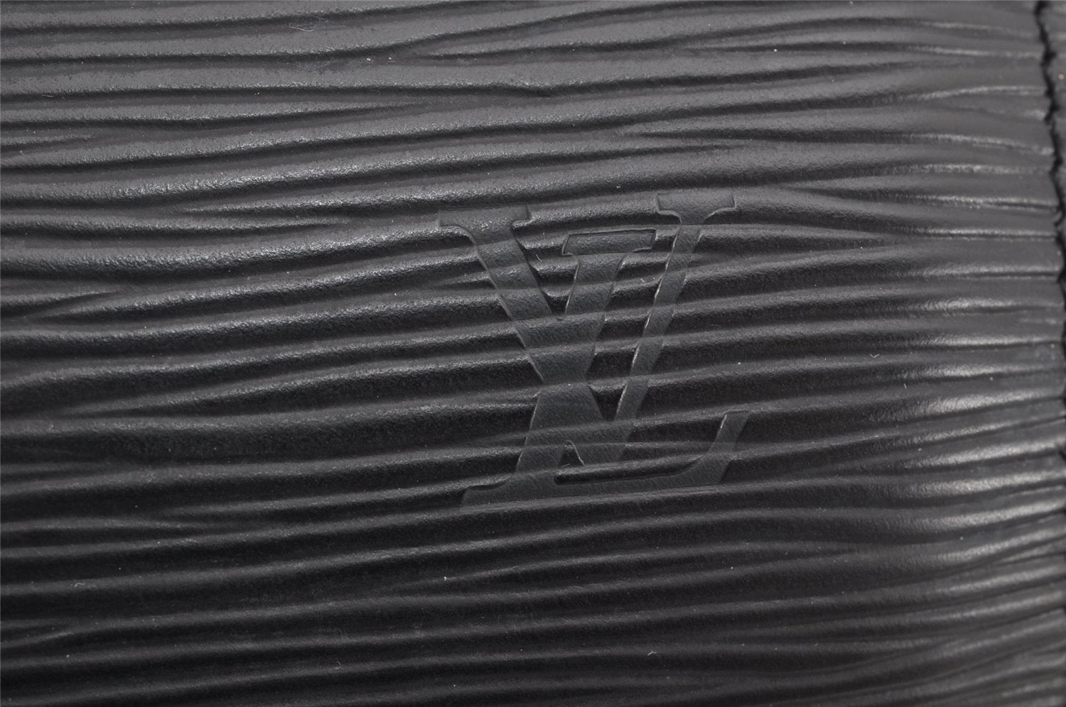 Authentic Louis Vuitton Epi Soufflot Black Hand Bag M52222 LV 1740K