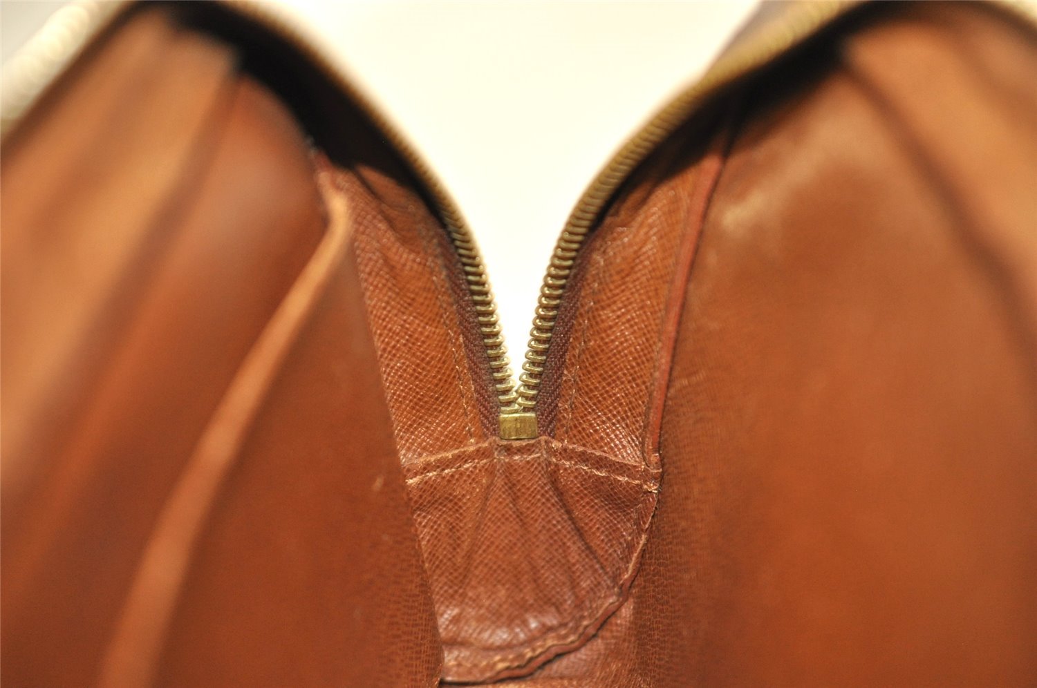 Authentic Louis Vuitton Monogram Orsay Clutch Hand Bag Purse M51790 Junk 1742I