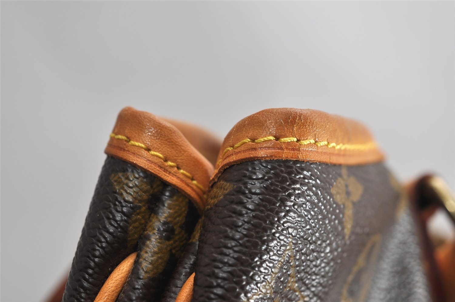 Authentic Louis Vuitton Monogram Batignolles Horizontal Tote Bag M51154 LV 1742K