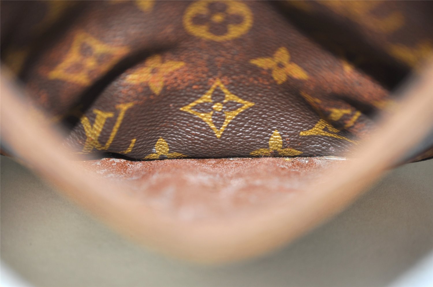 Authentic Louis Vuitton Monogram Danube Shoulder Cross Body Bag M45266 LV 1743K