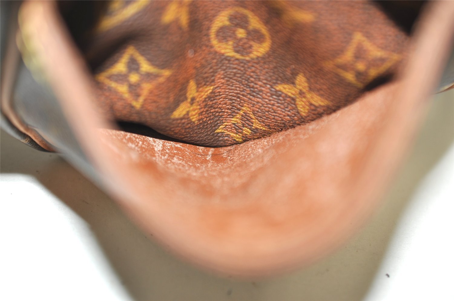 Authentic Louis Vuitton Monogram Danube Shoulder Cross Body Bag M45266 LV 1744I