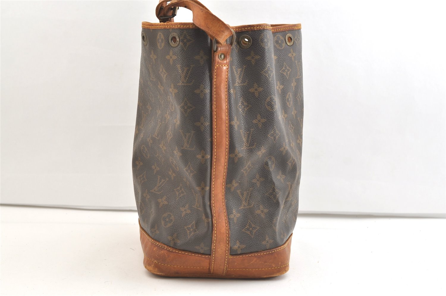Authentic Louis Vuitton Monogram Noe Shoulder Drawstring Bag M42224 LV 1745K