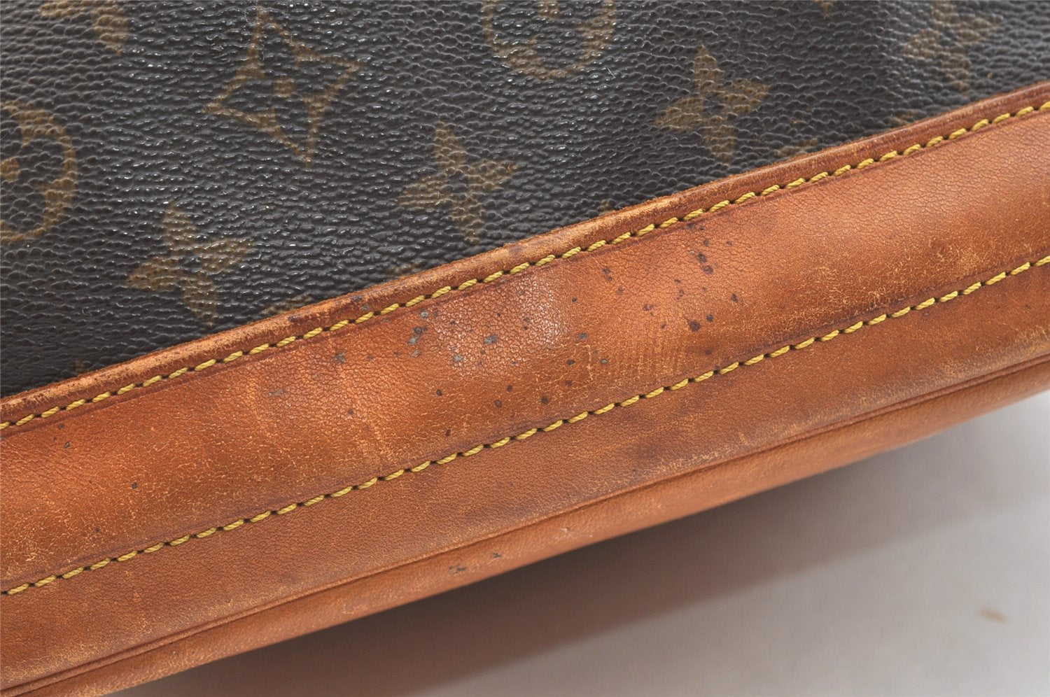 Authentic Louis Vuitton Monogram Noe Shoulder Drawstring Bag M42224 LV 1745K